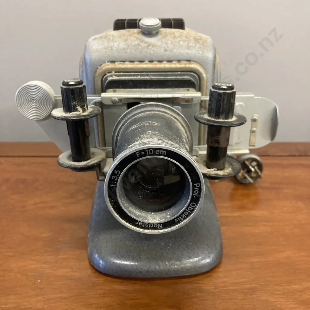 Original Vintage 1950's Noris Trumpf 150 Slide Projector With Roll Film Adaptor Image 1++
